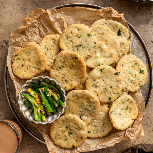 Methi Mathri